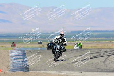 media/May-29-2022-Lets Ride (Sun) [[e8986be515]]/B Group/1020am (Outside Grapevine)/